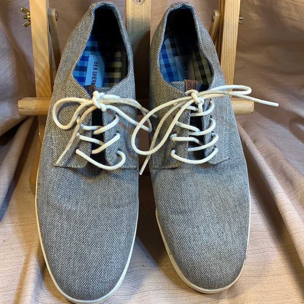 Ben Sherman canvas laceup casual shoes